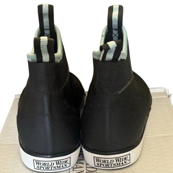 Ladies Deck Boots Sz 6M, Black Waterproof Slip-On w/ Pull Tabs Non-Marking Sole - Picture 3 of 9